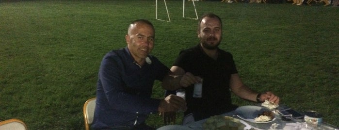 Dereköy hacılar piknik alanı is one of Lieux qui ont plu à Mehmet Nadir.
