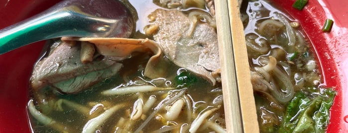 J.Aeng Duck Noodle is one of Aroi Banglumpoo.