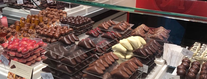 Neuhaus is one of To-do: Brussels, BE.