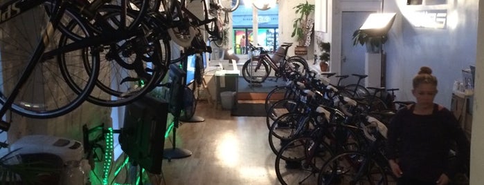 T2 Multisport NYC is one of USA NYC Bicycle Shops.