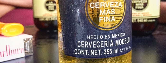 Cervecería Bien Mucho is one of สถานที่ที่ Angel ถูกใจ.