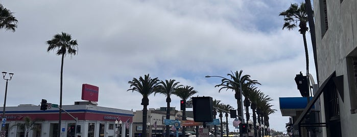 Hermosa Beach Pier is one of สถานที่ที่ Ms. Treecey Treece ถูกใจ.