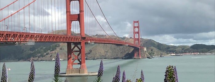 Golden Gate Bridge is one of Sevil'in Beğendiği Mekanlar.