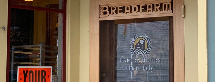 Breadfarm is one of Tempat yang Disukai Kelsey.