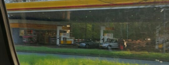 Shell is one of Shell Tankstations.
