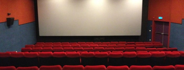 Grand Cinemas is one of Queen: сохраненные места.