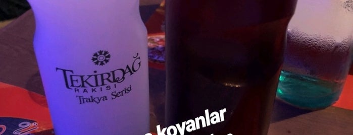 Dejavu Restaurant&Bar İçmeler is one of Tempat yang Disukai Studio Nocturne.