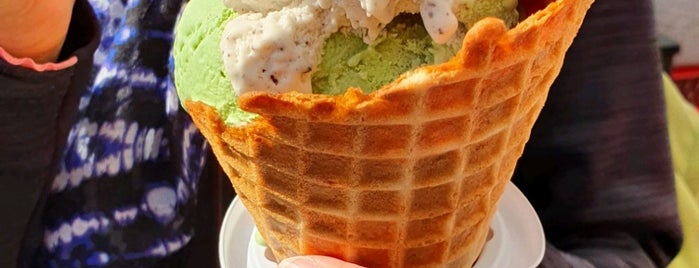 Dreyer's Waffle Cones is one of Ice Cream places in Bay Area.