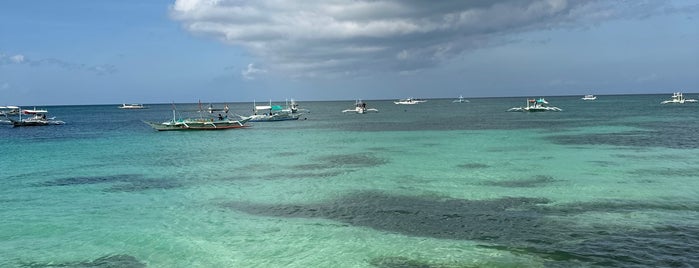 Diniwid Beach is one of Philippines/ Boracay.