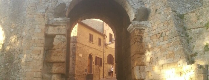 Porta All'Arco is one of Volterra.