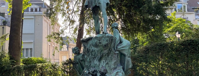 Standbeeld van Peter Pan is one of Bruxelles.