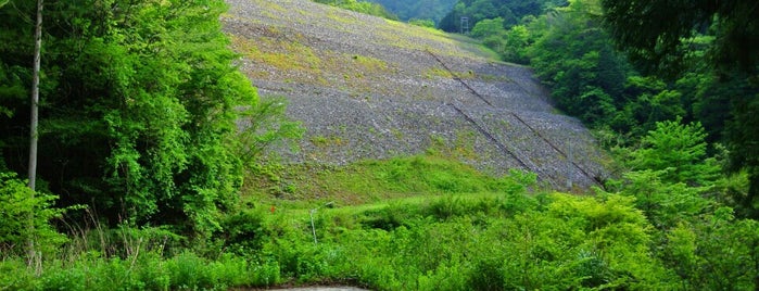 佐々連鉱山 ズリ山 is one of 日本の鉱山.