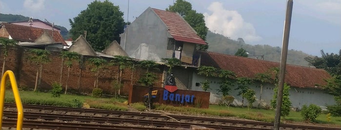 Stasiun Banjar is one of Wilis.