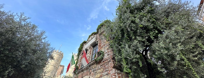 Casa di Cristoforo Colombo is one of Enrico'nun Beğendiği Mekanlar.