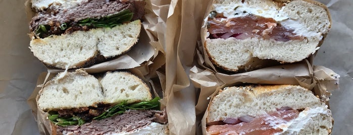 Rise Bagel Co. is one of Locais curtidos por Danielle.