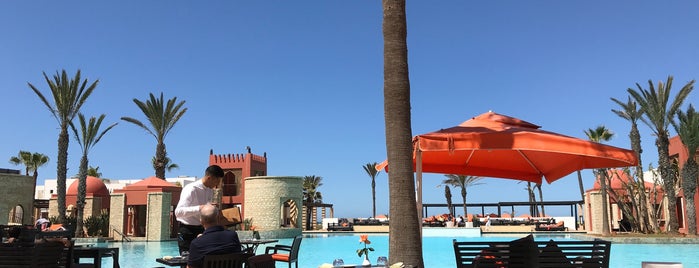 Le Pool Bar is one of Агадир.