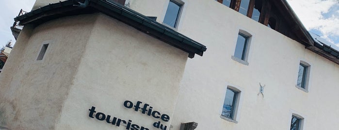 Office du Tourisme de Megève is one of Tempat yang Disukai Eric T.