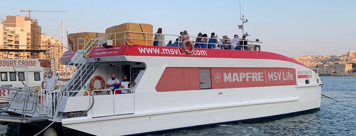 Sliema Ferries is one of สถานที่ที่ Darliana ถูกใจ.