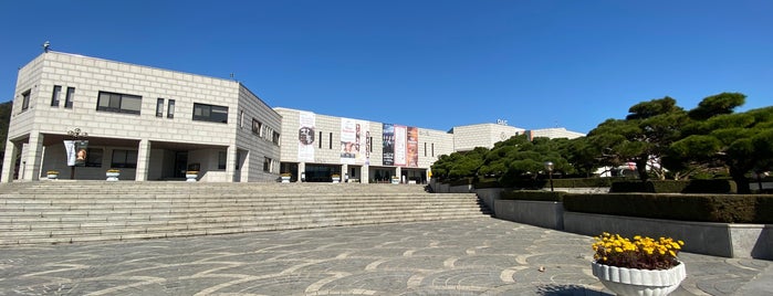 Daegu Culture and Arts Center is one of 가자_남쪽.
