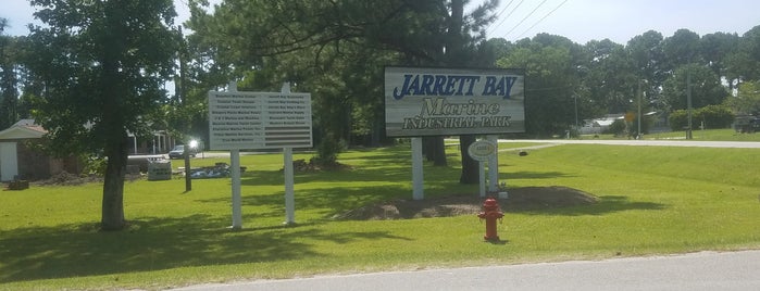 Jarrett Bay Boatworks is one of Member Discounts: South East.