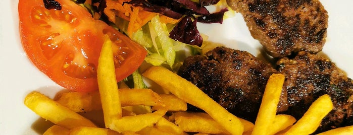 Iskender Kebab is one of สถานที่ที่ Ashraf ถูกใจ.