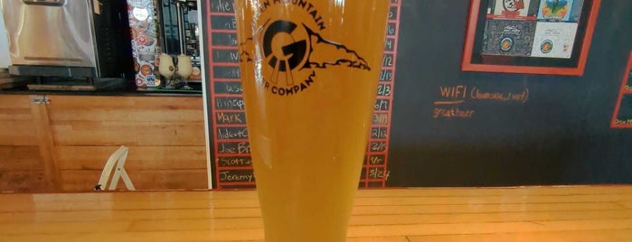 Green Mountain Beer Company is one of สถานที่ที่ Thomas ถูกใจ.