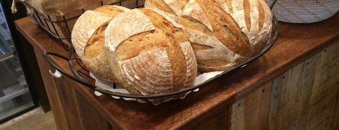 Oh My Bread! Pães Artesanais is one of Lieux qui ont plu à Roy.