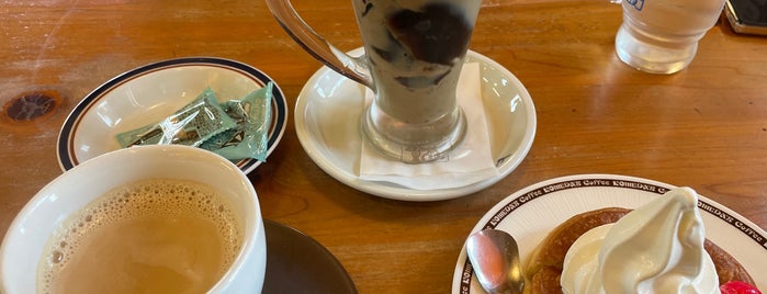 Komeda's Coffee is one of 福岡カフェ.