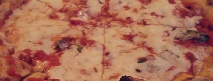 The Pizza Company is one of Maria : понравившиеся места.