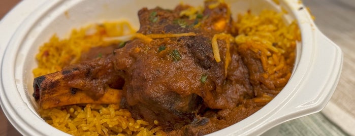 Punjabi Dhaba is one of 食べたいカレー.