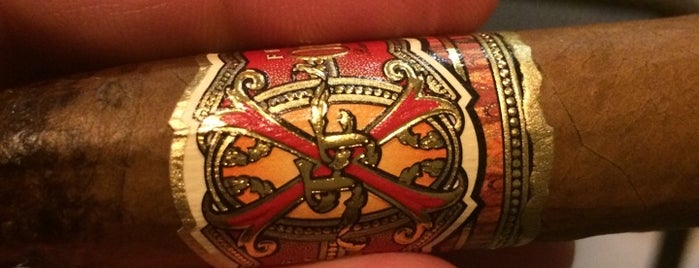 Casa Fuente Cigar Lounge is one of Cigar Spots & Lounges.