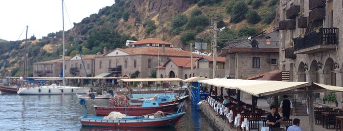 Assos Antik Liman is one of Tempat yang Disimpan Murat rıza.