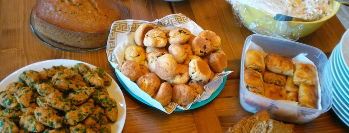 Yeni Dünya Vakfı Ankara Şubesi (Hacıbayram) is one of Gülhanım'ın Beğendiği Mekanlar.