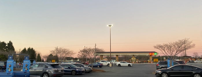 Kroger is one of Ashley'in Beğendiği Mekanlar.