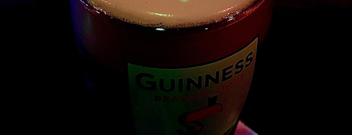 Durty Murphy's Irish Pub is one of Drink Drank Drunk.