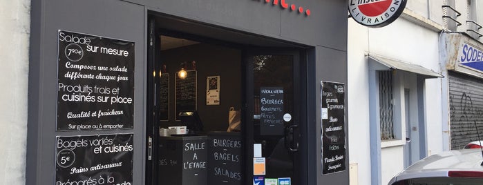 L'Instant is one of The 15 Best Places for Bagels in Paris.
