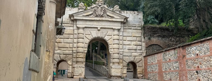 Puerta de Las Granadas is one of Best in Andalucia (Seville, Granada, etc).