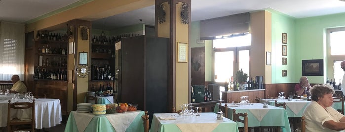 Leon D'oro is one of Special Restaurants in Italy.