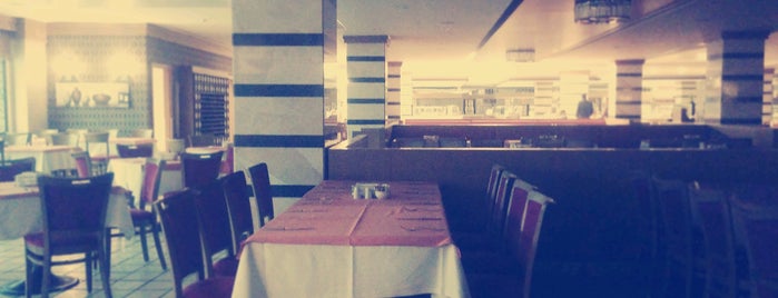 Belconti Restaurant is one of Orte, die Özden gefallen.