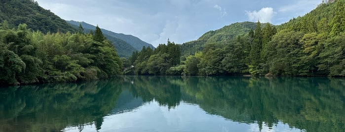 四万湖 is one of 群馬県.