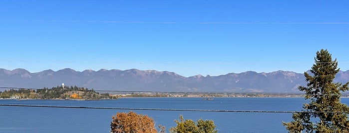 Flathead Lake is one of Flyover country.