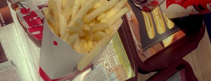 Burger King is one of Orte, die Ahmet Kaan gefallen.