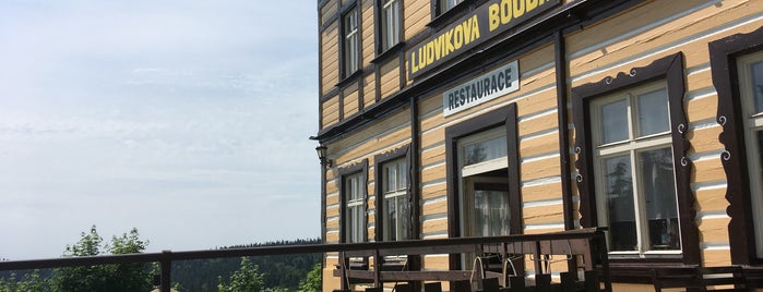 Ludvikova bouda is one of Janské Lázně.