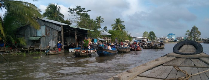 Chợ Nổi Phong Điền (Phong Dien Floating Market) is one of Pawel 님이 좋아한 장소.