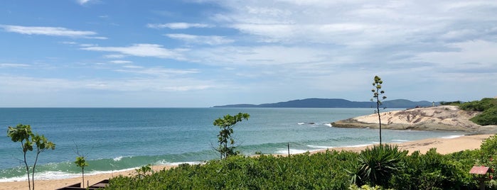Praia da Mata is one of Santa No Soy.