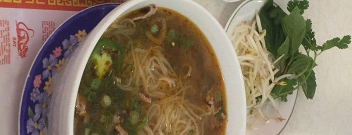 Vina Restaurant is one of The 9 Best Places for Hot & Sour Soup in Saint Paul.