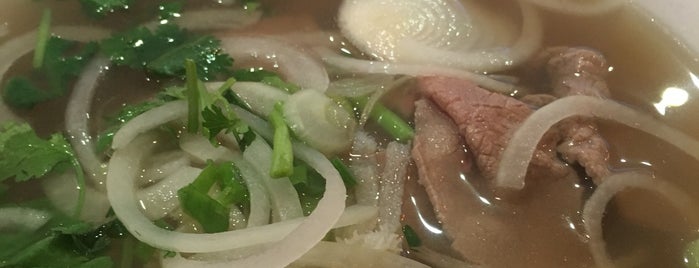 Pho UTC & Grill is one of Lajolla.