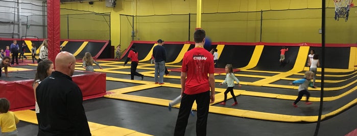 Aerosports Trampoline Parks Oakville is one of Things I want to try.