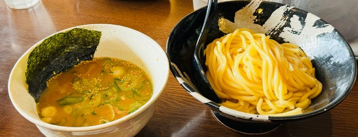 Echigo Ishin is one of ラーメンとつけ麺.