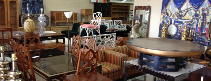 Antiques Moderne is one of Thrifty Vintage Antiquing!.
